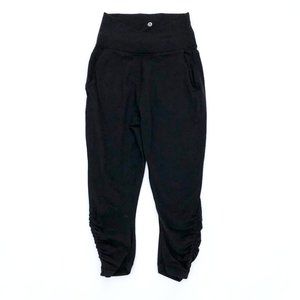 LULULEMON Women's Athletic Black Pocket Leggings 2